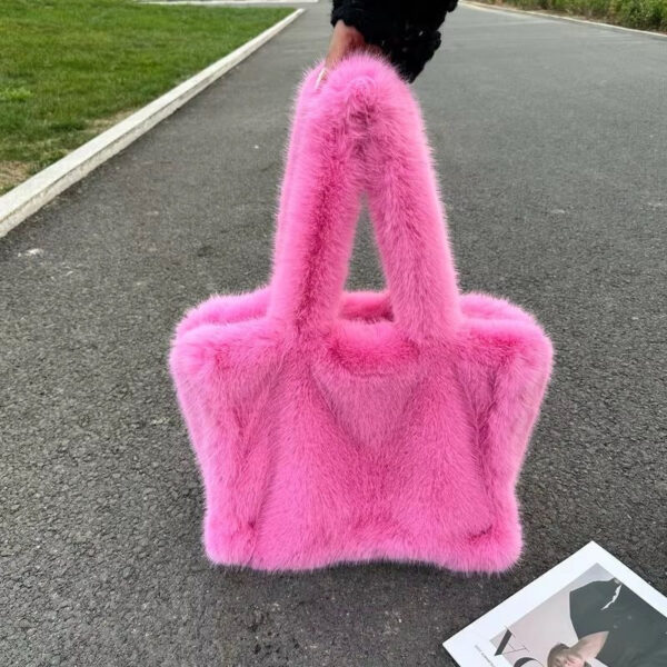 Designer Fluffy Plush Shoulder Bag Warm Faux Mongolian Fur Handbags for Women Brands Large Hobo Shopper Heart Shaped Purses - Image 11