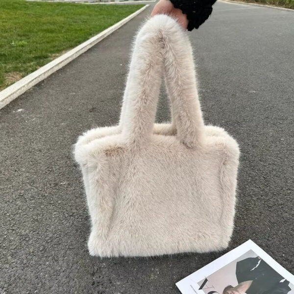 Designer Fluffy Plush Shoulder Bag Warm Faux Mongolian Fur Handbags for Women Brands Large Hobo Shopper Heart Shaped Purses - Image 13