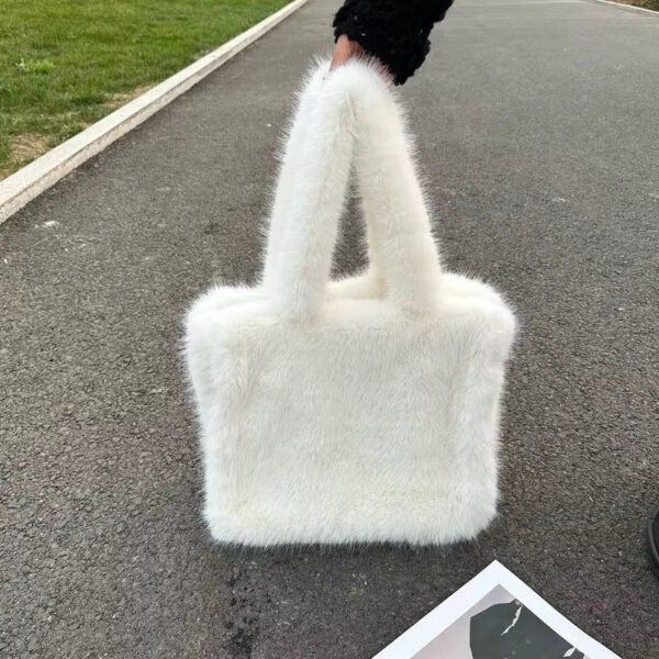 Designer Fluffy Plush Shoulder Bag Warm Faux Mongolian Fur Handbags for Women Brands Large Hobo Shopper Heart Shaped Purses - Image 16